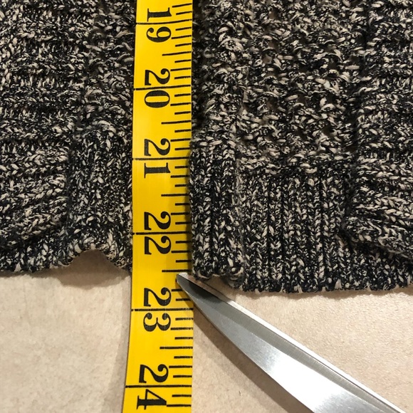 ⭐️ WORTH Open Weave Knit Open front Cardigan Black & White Size: EXTRA LARGE - Picture 13 of 13